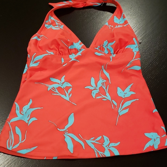 NWT! GAP halter style tankini top XS - Picture 2 of 4